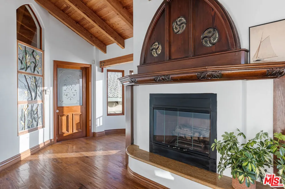 7007 Birdview Avenue Malibu, CA 90265