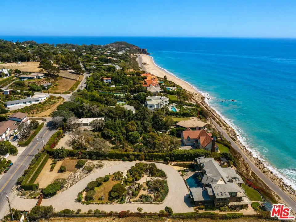 7007 Birdview Avenue Malibu, CA 90265