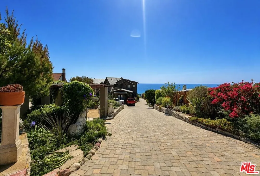7007 Birdview Avenue Malibu, CA 90265