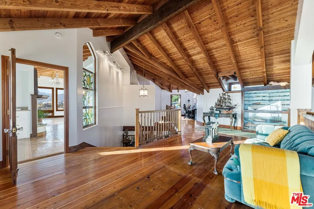 7007 Birdview Avenue Malibu, CA 90265