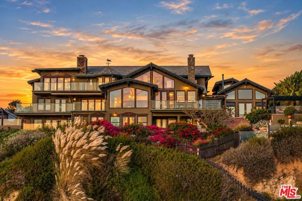 7007 Birdview Avenue Malibu, CA 90265
