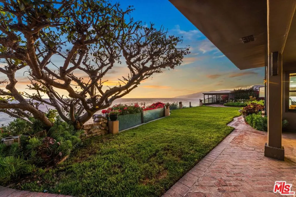 7007 Birdview Avenue Malibu, CA 90265