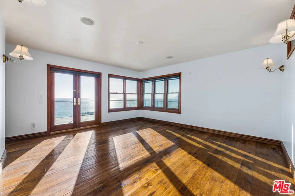 7007 Birdview Avenue Malibu, CA 90265