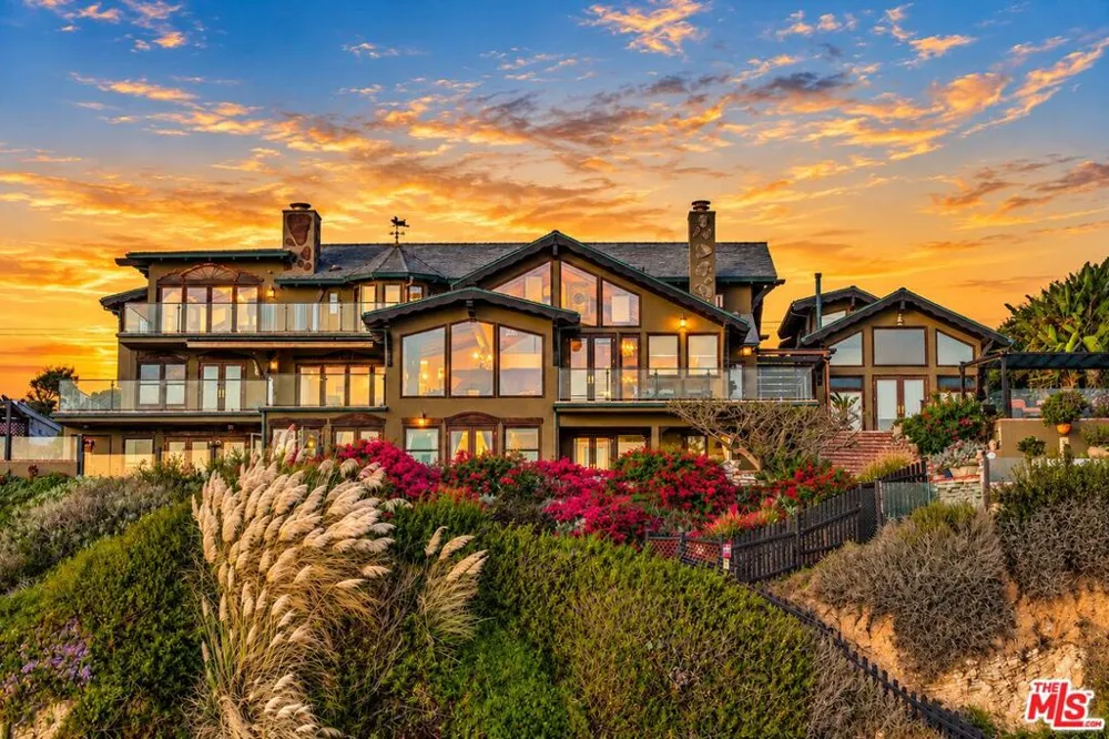7007 Birdview Avenue Malibu, CA 90265