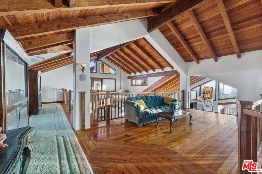 7007 Birdview Avenue Malibu, CA 90265