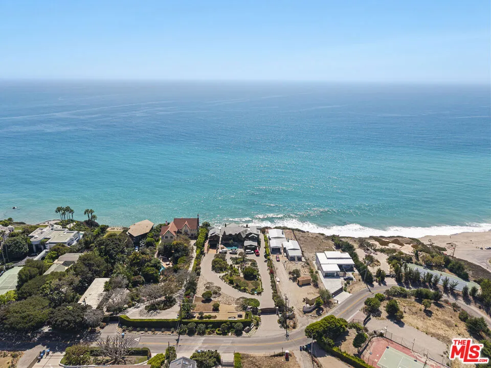 7007 Birdview Avenue Malibu, CA 90265