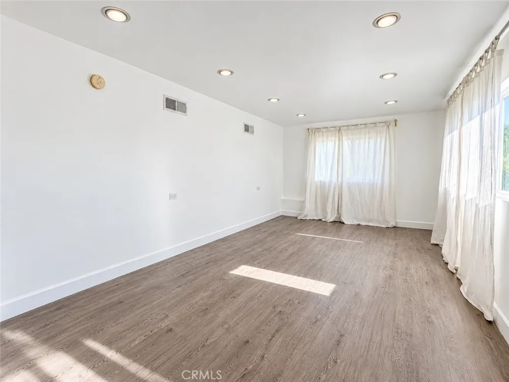 2029 Barnett Los Angeles, CA 90032