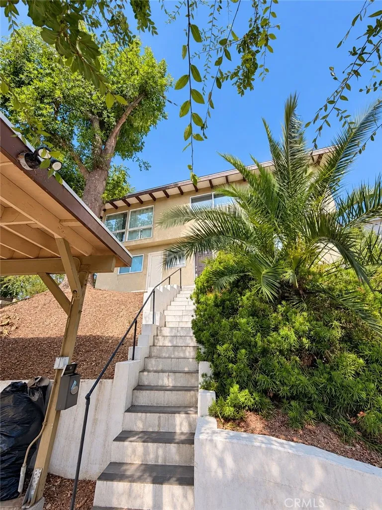 2029 Barnett Los Angeles, CA 90032