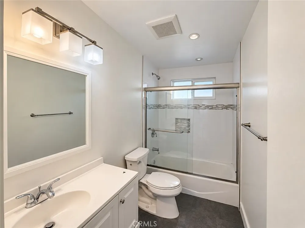 2029 Barnett Los Angeles, CA 90032