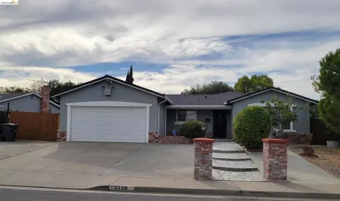 3778 Cypress Way