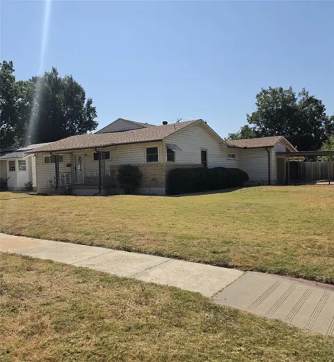 3750 Honeysuckle Avenue