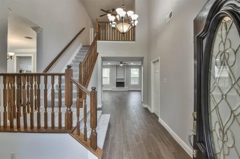 15 Shinyrock Place