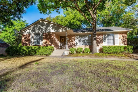 4515 Dove Creek Way