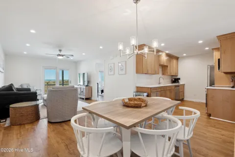 608 Carolina Beach Avenue #Unit 1b