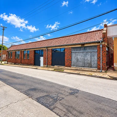 2402 Stuart Street