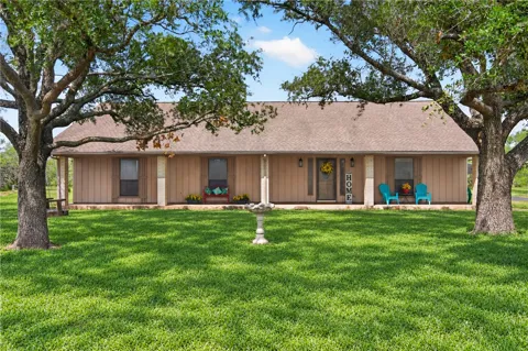 223 County Road 2112