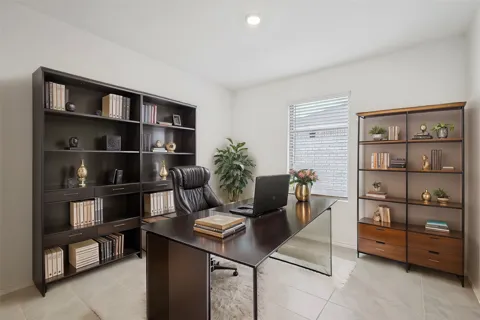 2812 Ozark Circle