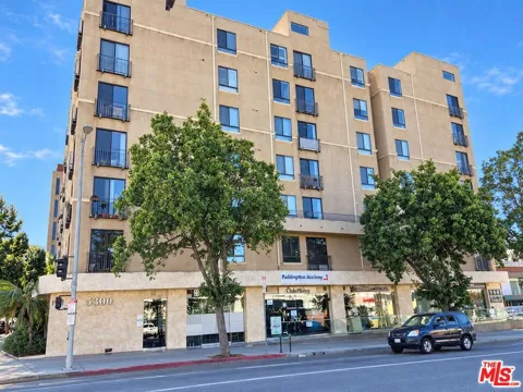 625 S Berendo Street #201