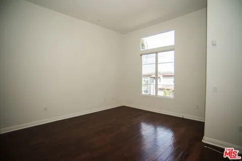 5831 Seawalk Drive #221