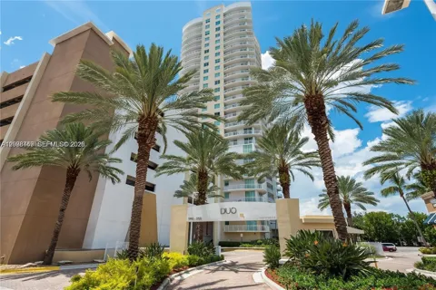 1755 E Hallandale Beach Blvd #1803E