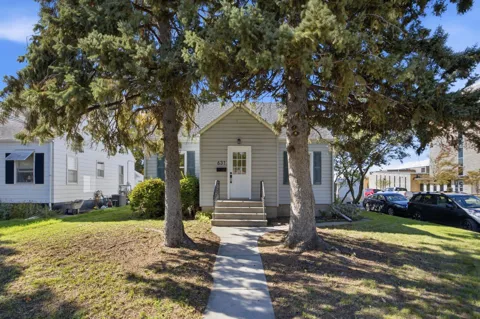 631 11th Street