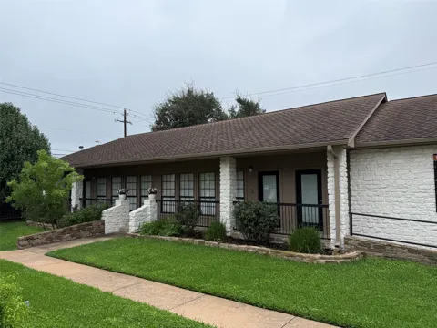 13740 Highway 183 Highway #Q-4