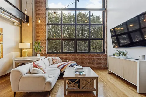 3110 Thomas Avenue #307