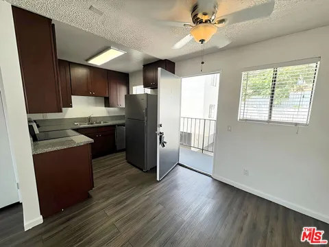 3811 Figueroa Street #6