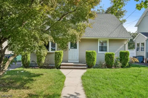 17 Bryant Ave