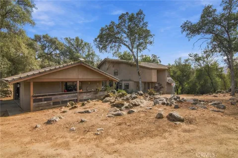 5552 Bear Creek Drive