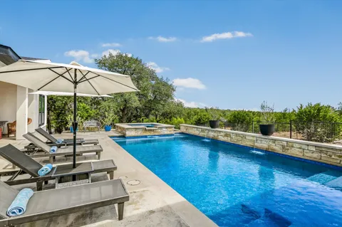 1382 Primrose Path