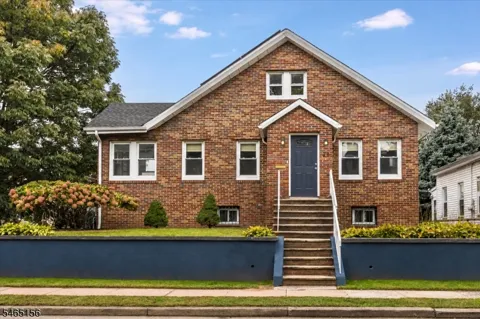 25 Davey St