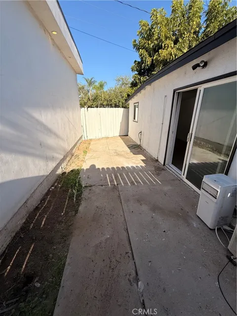 5509 Crebs Avenue