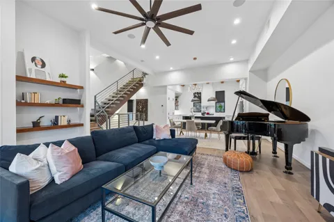 513 Memorial Heights Drive