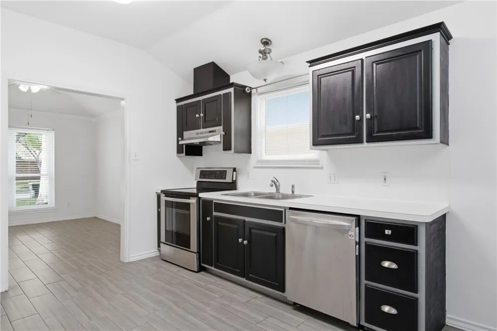4910 Lake Livingston Drive Corpus Christi, TX 78413