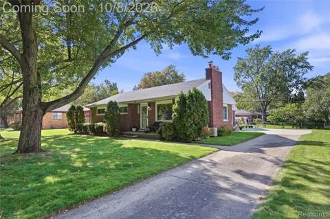 2272 Middlebelt Road