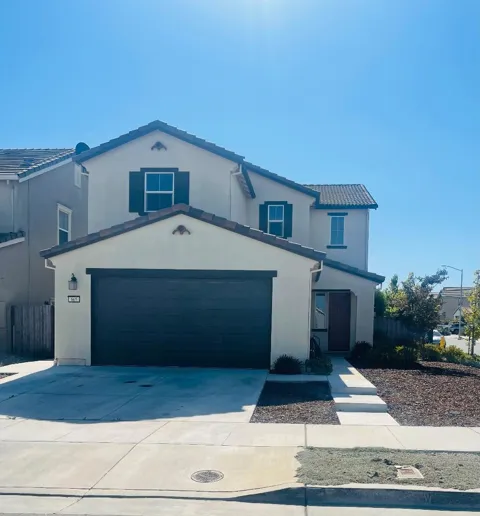 665 Tanoak Court