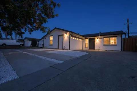 1960 Story Road
