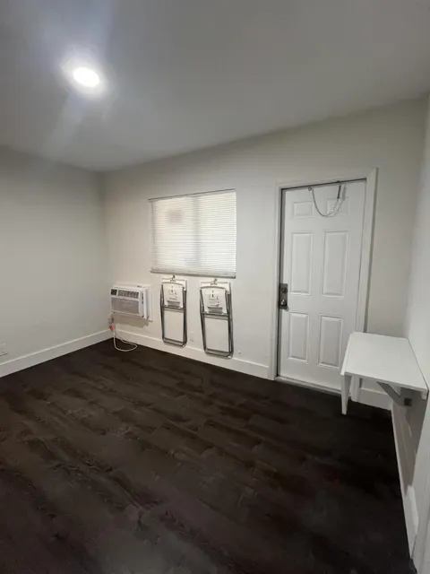2300 NW 6th Street #4
