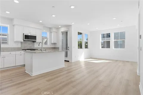 1301 Lasso Way #201