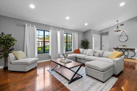 1941 SHOWER TREE WAY