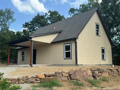 177 Sleepy Hollow Trail