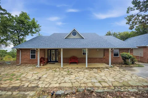 1713 Rose Lane