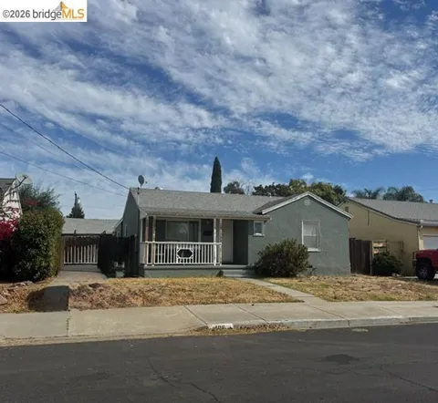 106 Campbell Ave