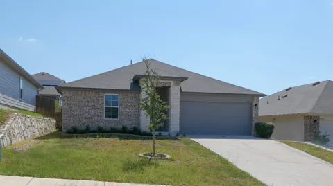 6009 RODERICK DRIVE
