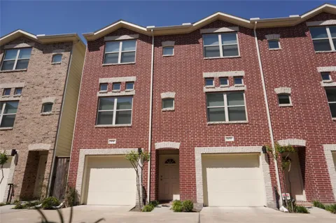 2710 Hullsmith Drive #103
