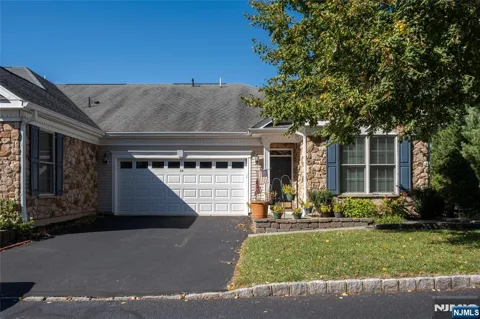 18 Galena Road 3102