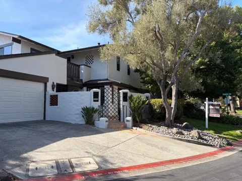 2485 Sharon Oaks Drive