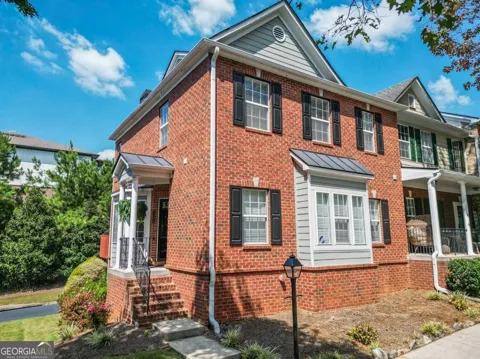 1093 SCALES RD