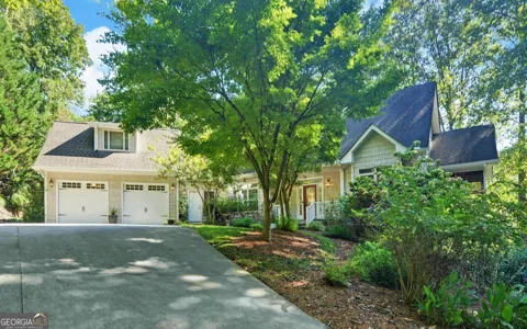 260 Cross Creek TRL